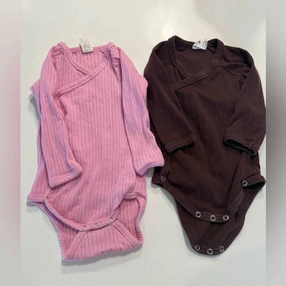 kate quinn baby girl bodysuit set of 4  Size 12-18months
